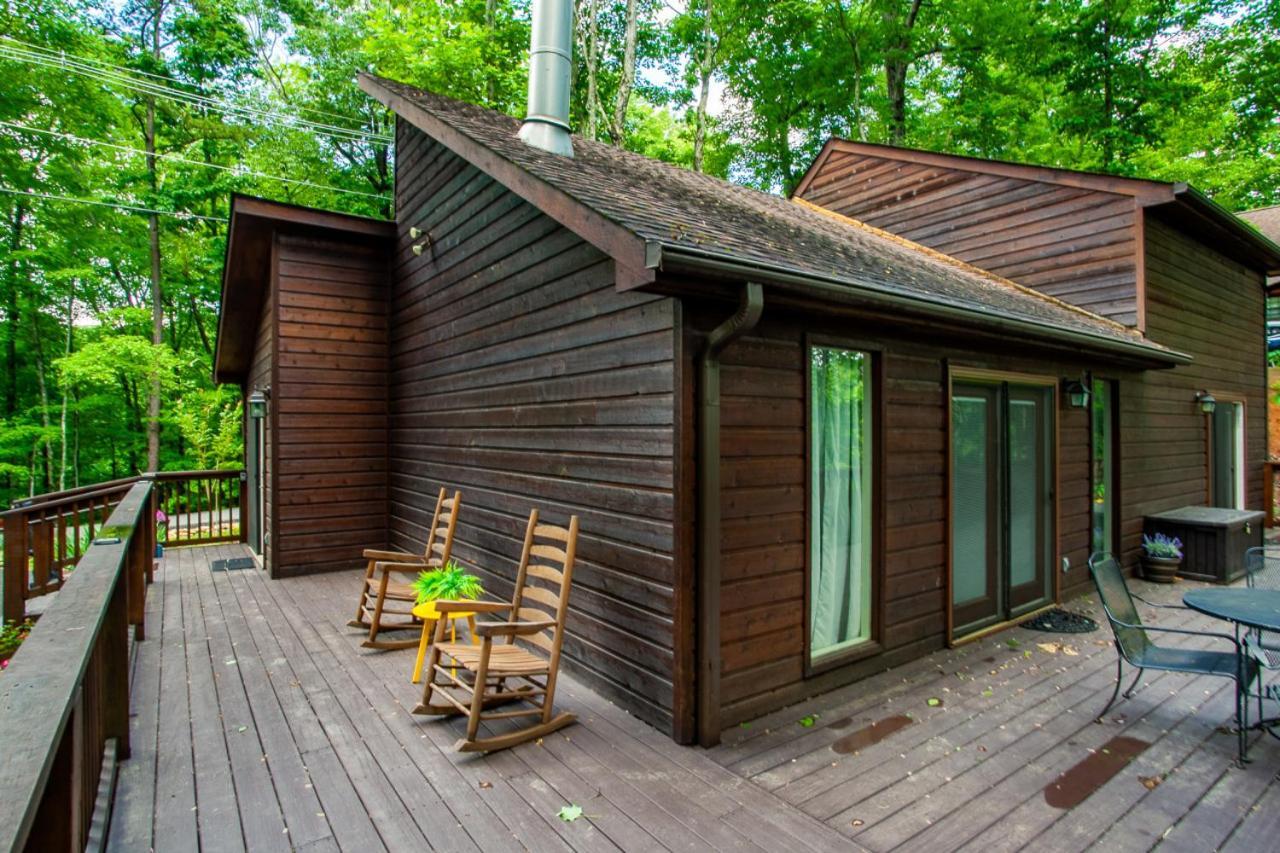 Little Cub Cottage - Mtn Views & Community Pools Gatlinburg Εξωτερικό φωτογραφία