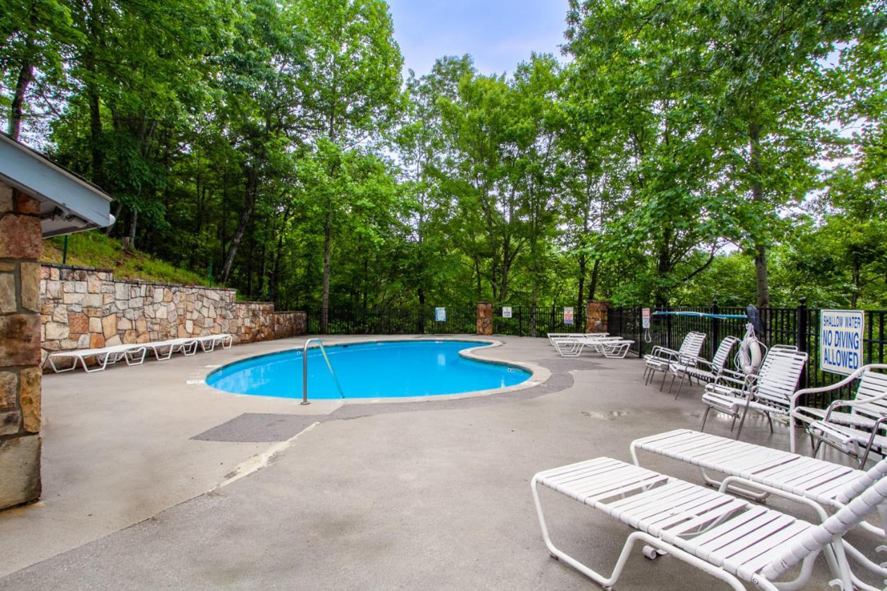 Little Cub Cottage - Mtn Views & Community Pools Gatlinburg Εξωτερικό φωτογραφία