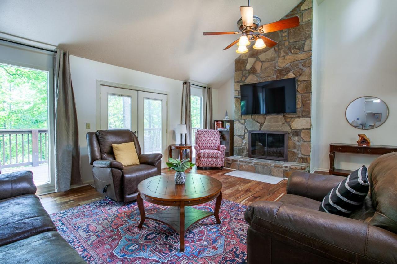 Little Cub Cottage - Mtn Views & Community Pools Gatlinburg Εξωτερικό φωτογραφία