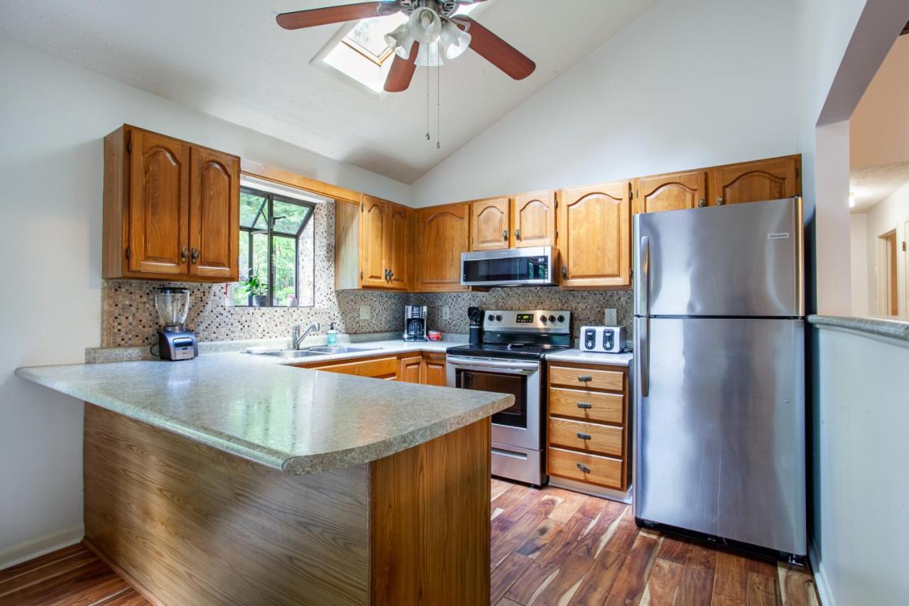 Little Cub Cottage - Mtn Views & Community Pools Gatlinburg Εξωτερικό φωτογραφία