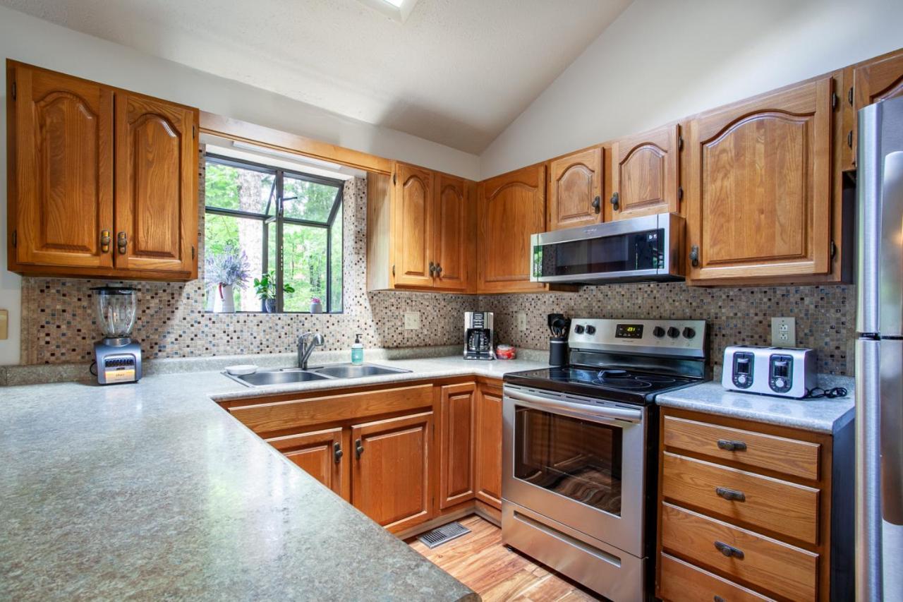 Little Cub Cottage - Mtn Views & Community Pools Gatlinburg Εξωτερικό φωτογραφία