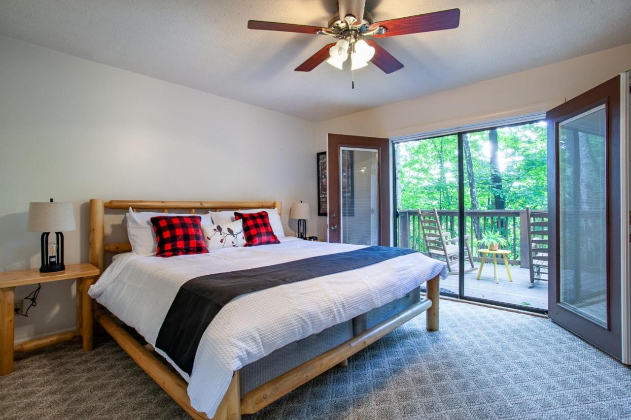 Little Cub Cottage - Mtn Views & Community Pools Gatlinburg Εξωτερικό φωτογραφία