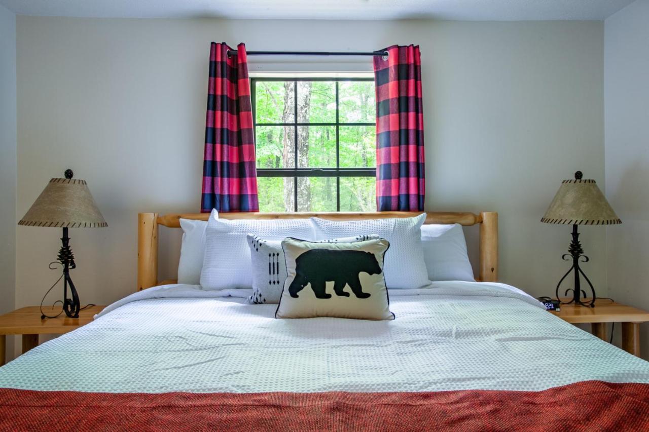 Little Cub Cottage - Mtn Views & Community Pools Gatlinburg Εξωτερικό φωτογραφία